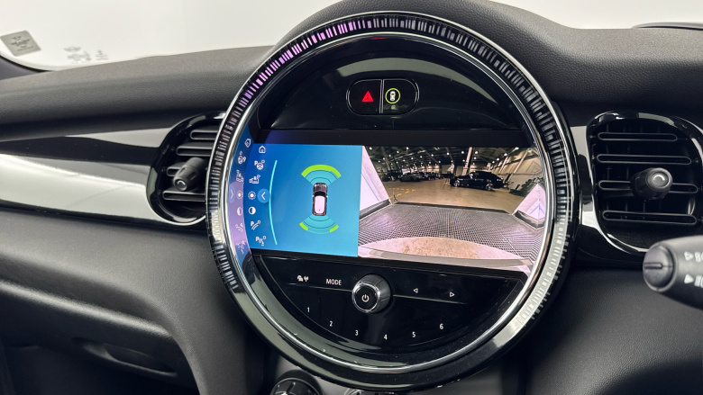 MINI Hatchback 135kW Cooper S Level 3 33kWh 3dr Auto Electric Hatchback